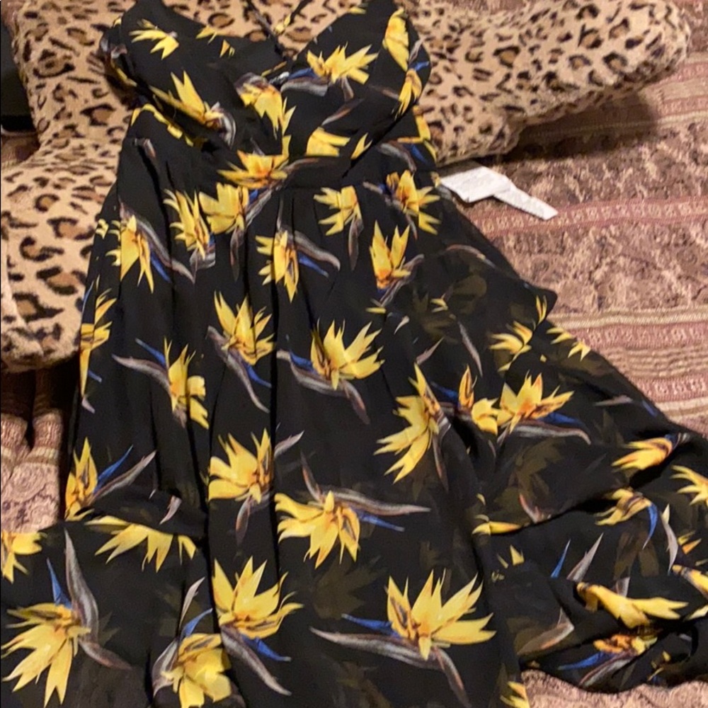 Spaghetti strap crisscross back maxi dress